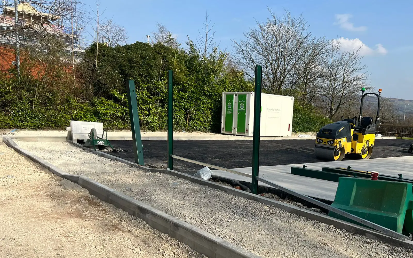 Space Groundworks’ comprehensive groundworks service ranges from excavation & installation of footings and concrete slab to ducting installation, plant operations and earth works (such as bulk soil disposal, remediation, and cut and fill).