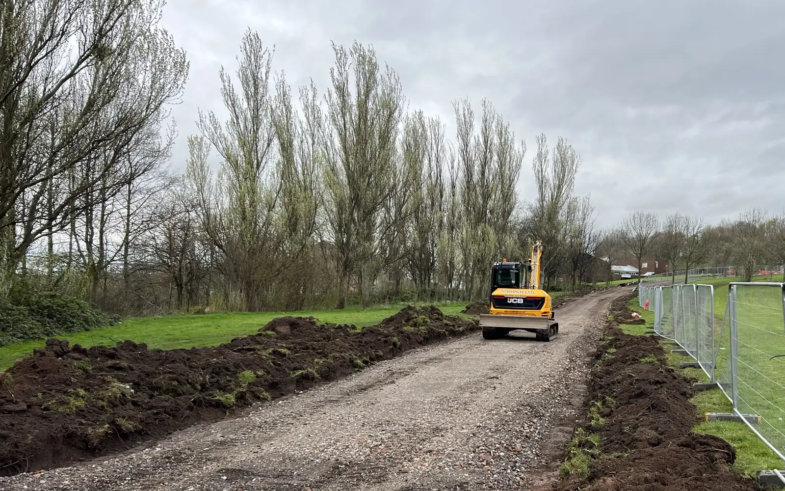 Space Groundworks’ comprehensive groundworks service ranges from excavation & installation of footings and concrete slab to ducting installation, plant operations and earth works (such as bulk soil disposal, remediation, and cut and fill).