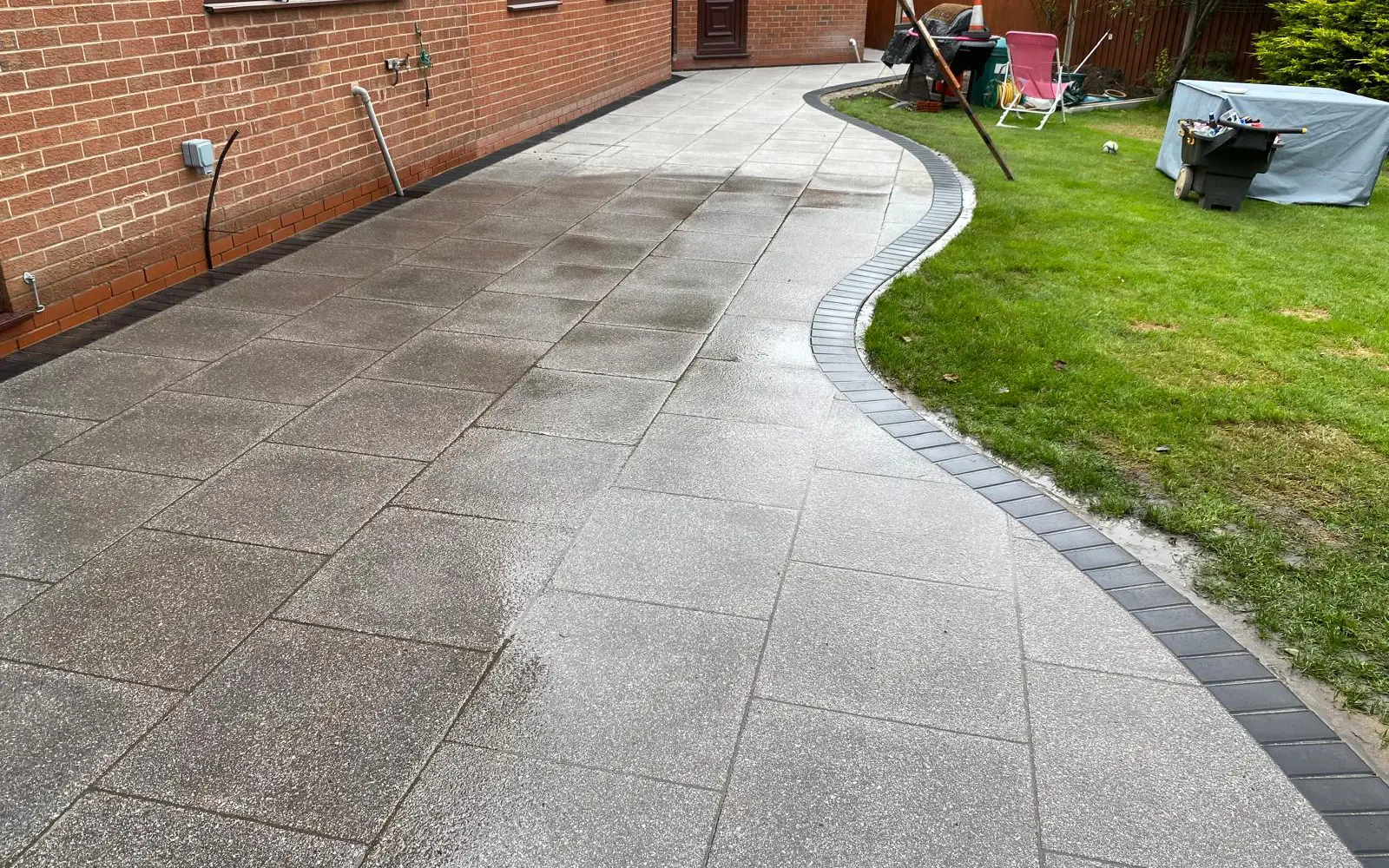 Space Groundworks offer a professional soft and hard landscaping service to all our domestic and commercial customers that can enhance curb appeal and create stunning outdoor environments.