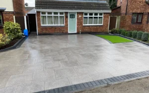 Space Groundworks offer a professional soft and hard landscaping service to all our domestic and commercial customers that can enhance curb appeal and create stunning outdoor environments.