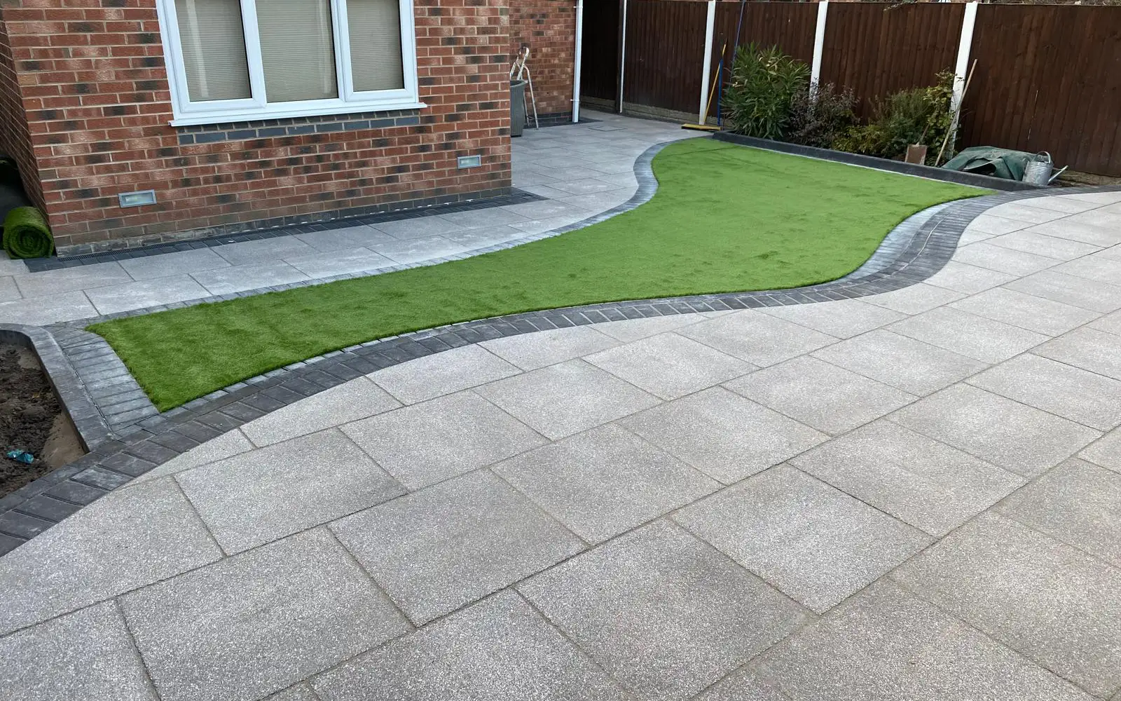 Space Groundworks offer a professional soft and hard landscaping service to all our domestic and commercial customers that can enhance curb appeal and create stunning outdoor environments.